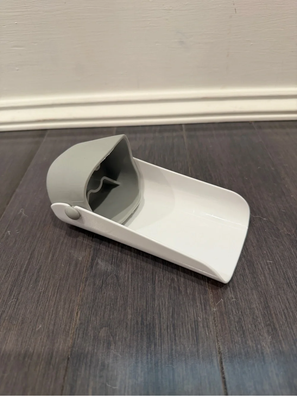 NWT White & Gray Bathroom Faucet Extender for Kids and Toddlers